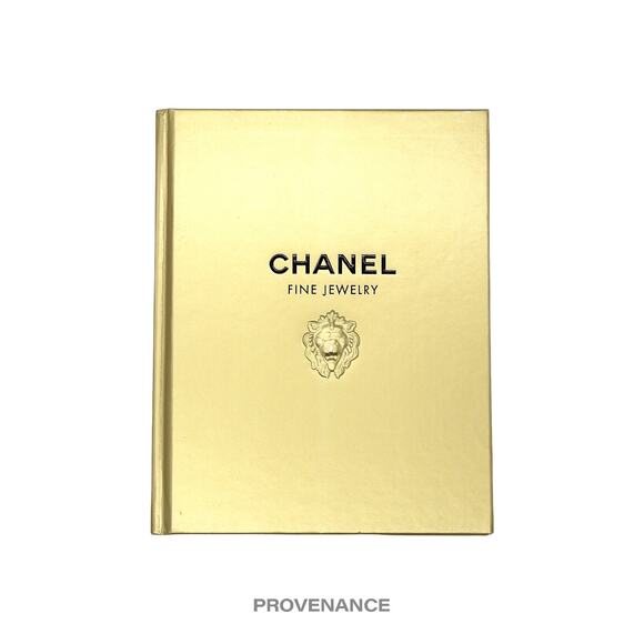 🔴 CHANEL Book - Fine Jewelry Hardcover Gold - Picture 1 of 10